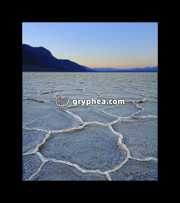 Salt lake (Death Valley NP, California, USA) - gryphea.com